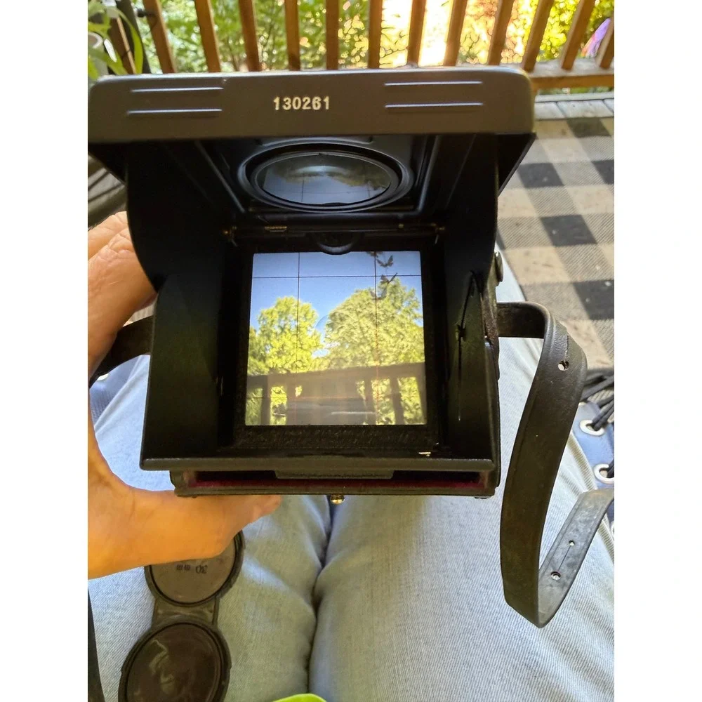 Yashica Mat-124 G TLR Medium Format Film Camera Yashinon 80mm f3.5 Lens Japan